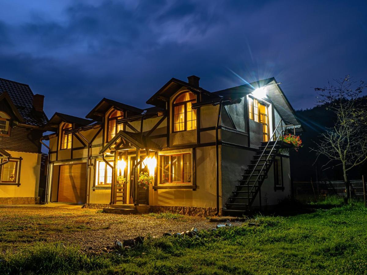 Casa Delia Hotel คัมพูลุง โมลโดเวเนสค์ ภายนอก รูปภาพ
